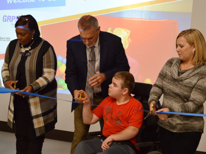 GRPS_Kent-ISD-LDL-ribbon-cutting-3