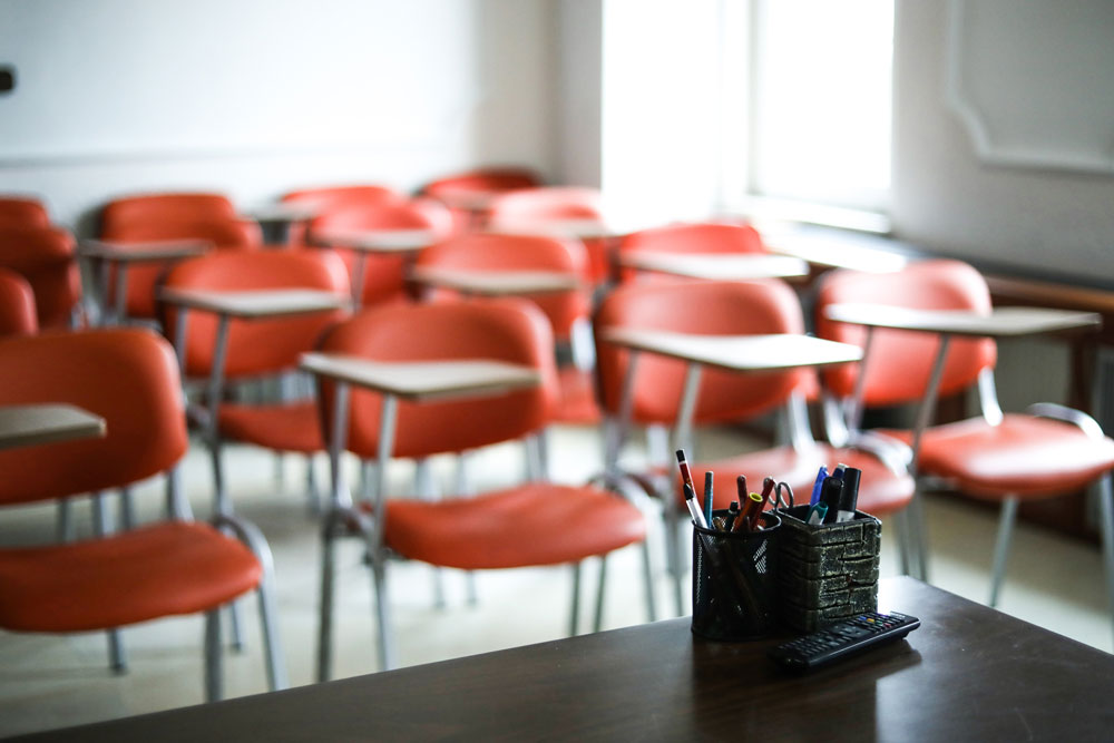 Districts on the hunt for 3,000 missing students - Vimarsana News